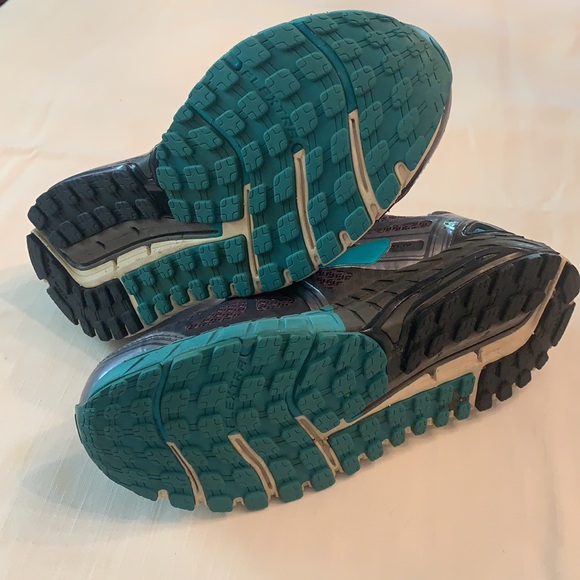 Brooks Ariel. Women’s 8.5W. - Picture 6 of 8